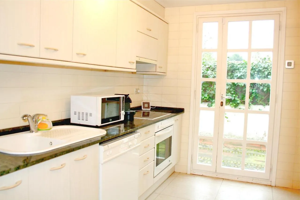 Cozy Marine & Spa Villa Cambrils 0*,  Spanyolország
