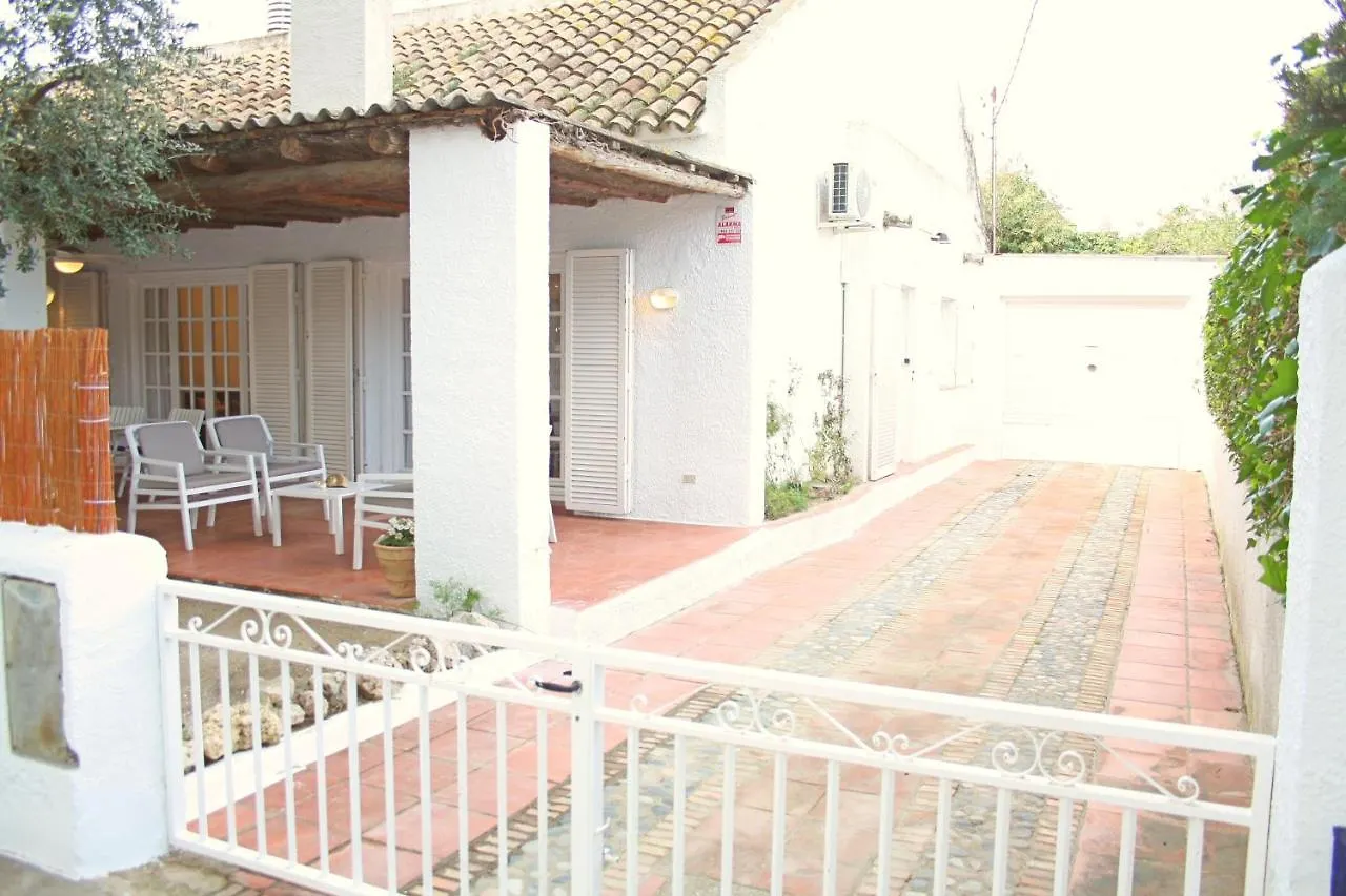 Cozy Marine & Spa Villa 0*, Cambrils